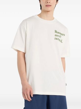 New Balance lettering-print T-shirt - men - Cotton - M - Neutrals