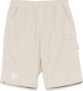 Aape By A Bathing Ape Shorts con applicazione logo - Toni neutri