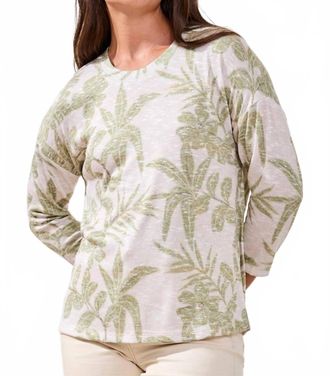 Tribal 3/4 Sleeve Crew Neck Top In Kiwizest