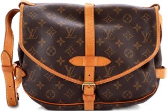 Louis Vuitton Saumur Handbag Monogram Canvas 30 crossbody bag - Bruin