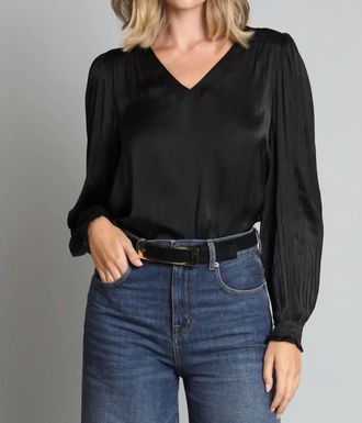 Lola & Sophie Pleated Sleeve V-Neck Top In Black