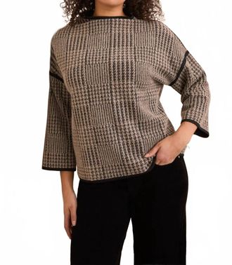Tribal Three Quarter Sleeve Mock Neck Jacquard Plaid Top In Sandstone