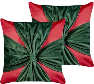Beliani Beliani - Set of 2 Scatter Cushions Fabric Velvet Throw Pillow Christmas Present Motif 45 x 45 cm Red and Green Marshmallow