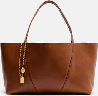 Chlo&eacute; Chlo&eacute; Chlo&eacute; Spin East-West leather tote bag