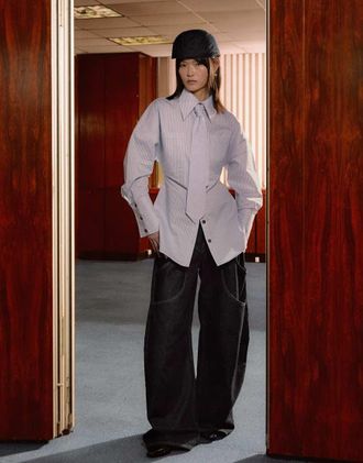 Topshop Tolu Coker x Topshop - Camicia a maniche lunghe blu a righe