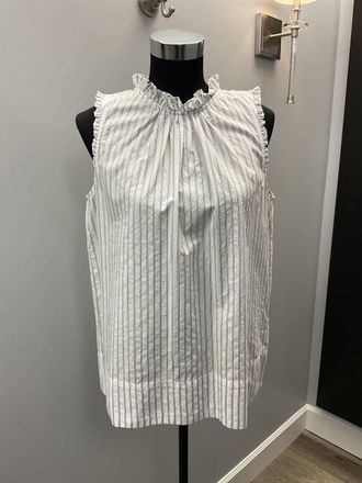 0039 Italy Karima In White