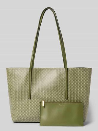 Calvin Klein Shopper mit Logo-Muster in Oliv, Gr&ouml;&szlig;e 1