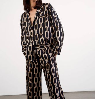 Nili Lotan Juste Pyjama Shirt In Big Chain Gold/black