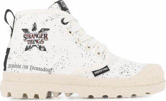 Palladium Pampa Hellfire Kid x Stranger Things hoge sneakers