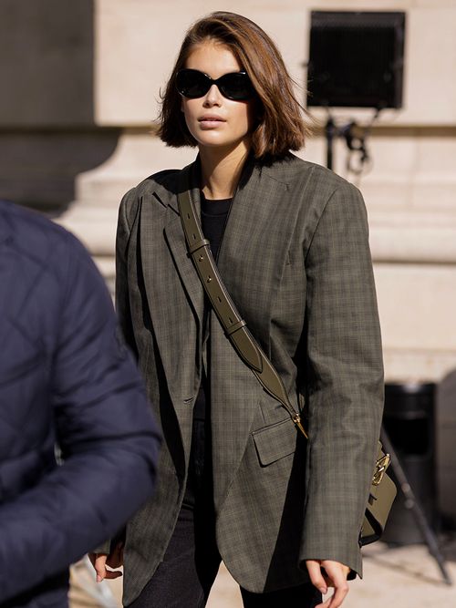Kaia Gerber, Kaia Gerber style, Kaia Gerber street style, Kaia Gerber cindy crawford, Kaia Gerber model, Kaia Gerber fashion, Kaia Gerber instagram, Paris Fashion Week