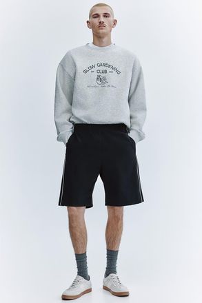 H&M Knee-length shorts in Black at Nordstrom, Size X-Large