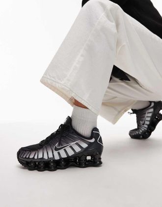 Nike Shox TL - Sneakers nere e bianche-Nero