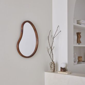 Sweeek Sweeek - Specchio organico in legno di abete, 65cm