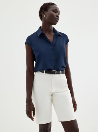 Contemporaine Womens Dense pleated Bermuda short Fit: Straight leg, high rise