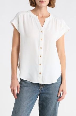 Blu Pepper Button Front V-Neck Top in White at Nordstrom Rack, Size Medium