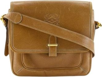 Loewe Pre-owned Cross Body Bags, female, Brown, Size: ONE SIZE Pre-owned Shoulder Bag
