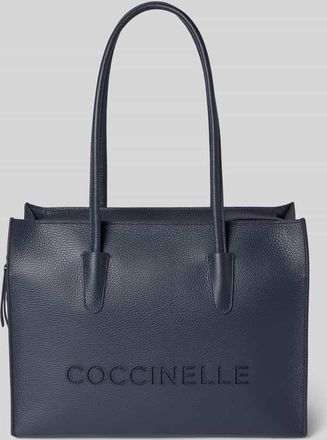 Coccinelle Pochette mit Tragehenkeln und Logo Modell MYRTHA26 in Dunkelblau, Gr&ouml;&szlig;e 1