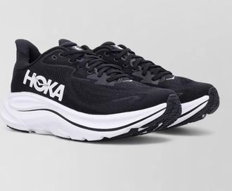 Hoka One One clifton 10 low-top sneakers