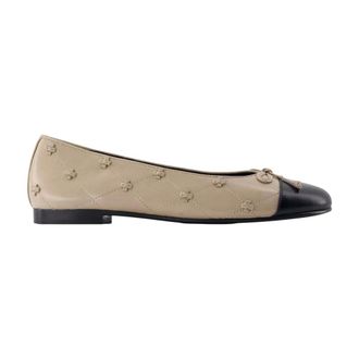 Tory Burch Bunny Knot Cap-Toe Ballet Flat - Dames - Schoenen - Beige - Maat: 36 EU