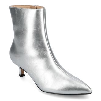Journee Collection Women & apos;s Arely Medium and Wide Width Booties