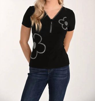 Frank Lyman Design Susette Short Sleeve Sequin Floral Top In Black