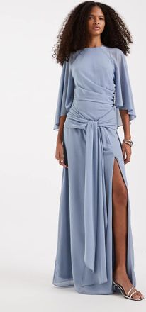 Tfnc Vestito lungo da cerimonia con mantella in chiffon blu polvere allacciato sul davanti