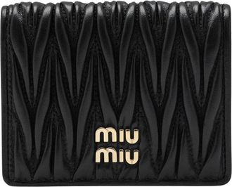 Miu Miu Matelass&eacute; Bifold Portemonnee - Dames - Portefeuilles - Zwart - ONE Size - Leer - Accessoires