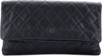 Chanel Beauty CC Quilted Caviar clutch bag - women - Calf Leather - One Size - Black