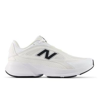 New Balance Womens CTLYST in White/Black/Grey Synthetic, size 4.5 Narrow