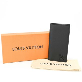 Louis Vuitton Black Leather Wallet (Bi-Fold) (Pre-Owned)