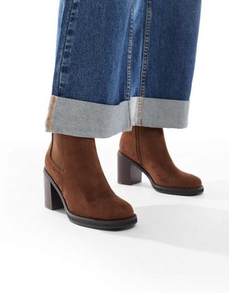 New Look Stivaletti Chelsea in pelle sintetica marrone medio