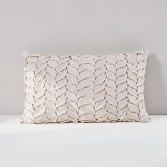 Lush D&eacute;cor Chanterelle Cotton Pillow Cover in Cream at Nordstrom, Size 15X24