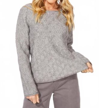 Escape Womens Cozy Diamond Sweater In Pearl