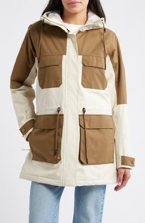 Helly Hansen Escape Insulated Parka in Cream at Nordstrom, Size Large