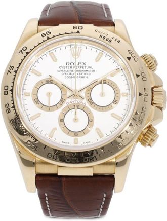 Rolex pre-owned Daytona Cosmograph 40mm - unisex - Yellow Gold/Sapphire Crystal/Leather - One Size - White