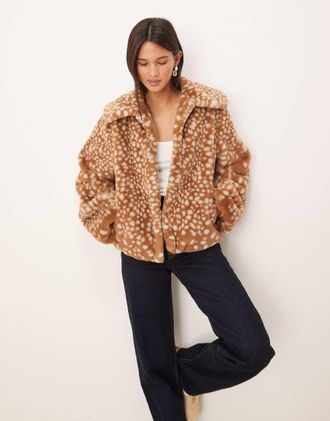 Threadbare Giacca in pelliccia sintetica con colletto oversize e stampa animalier stile cerbiatto color cuoio-Marrone
