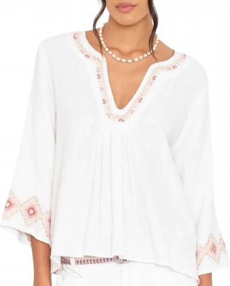 Xirena Womens Carina Split V-Neck Blouse In Claystone