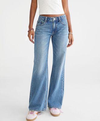 A&eacute;ropostale Low-Rise Baggy Flare Jean