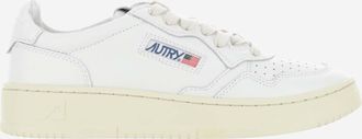 Autry Low Medalist Sneakers