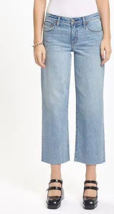 Daze Keeper Mid Rise Crop Jeans in Obviously Vintage at Nordstrom, Size 31