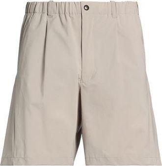 Goldwin BOTTOMWEAR - Shorts e bermuda su YOOX.COM
