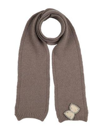 Regina ACCESSORI - Sciarpe su YOOX.COM