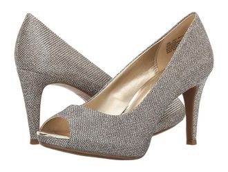 Bandolino Rainaa Womens Shoes Gold Glamour Material : 5.5 M, Textile