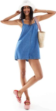 Miss Selfridge Tuta corta lavaggio blu con spalline sottili