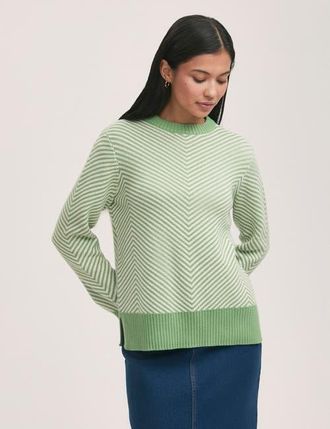 Finery Stella Cotton Crew Neck Sweater in Green Chevron at Nordstrom, Size 14