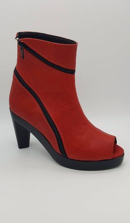 Salpy Womens Jade Bootie In Red Zito
