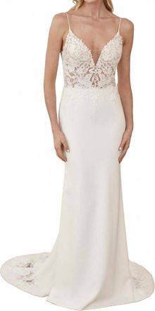 Justin Alexander Sleeveless Wedding Gown In Ivory/nude