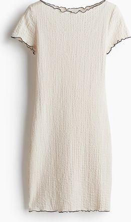 H&M Crinkle-Kleid mit Overlockdetails - Beige