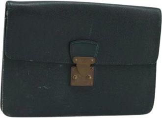 Louis Vuitton Pre-owned Clutches, female, Green, Size: ONE SIZE Pre-owned Taiga Leather Clutch