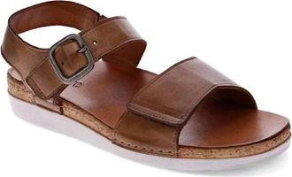 Revere Comfort Shoes Womens Georgia Sandals In Caramel